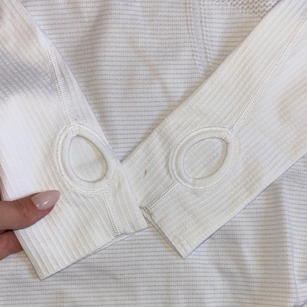 lululemon athletica White Long-Sleeve Slim Performance Tee - Picture 10 of 10